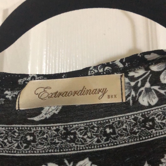 Extraordinary - Picture 2 of 6